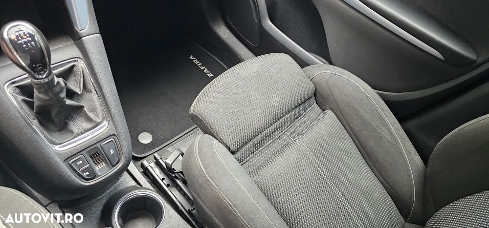 Opel Zafira Tourer 2.0 CDTI ECOFLEX Start/Stop Edition - 9