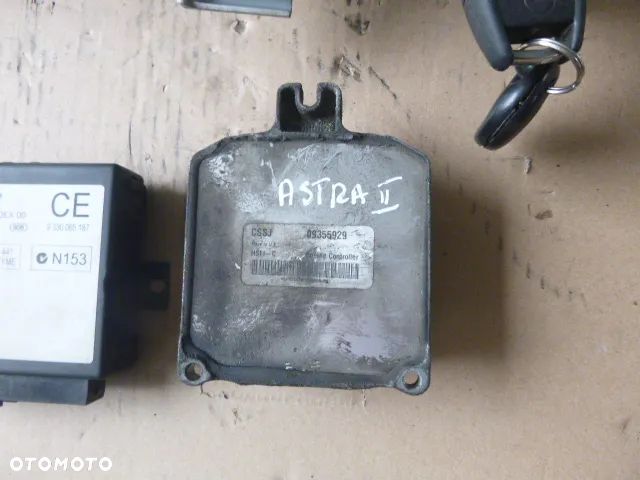 ZESTAW STARTOWY KOMPUTER STACYJKA IMMOBILIZER OPEL ASTRA II 1.6 16V 09355929 CSSJ - 4