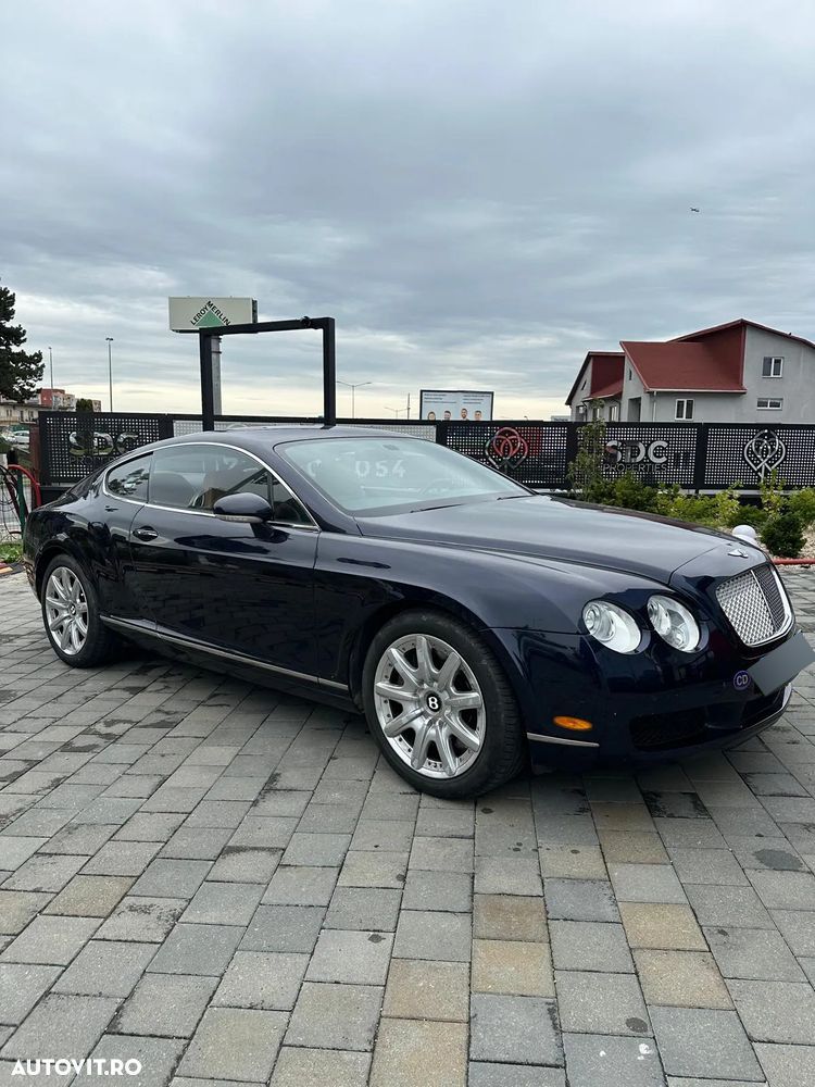 Bentley Continental GT - 12