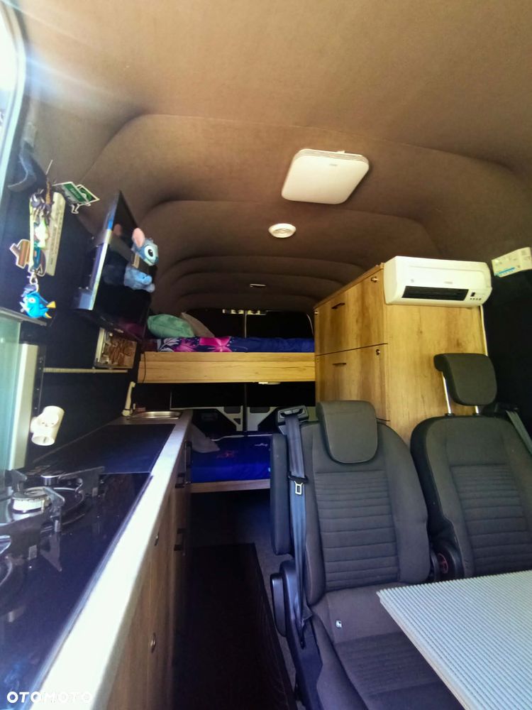 Volkswagen Crafter - 21