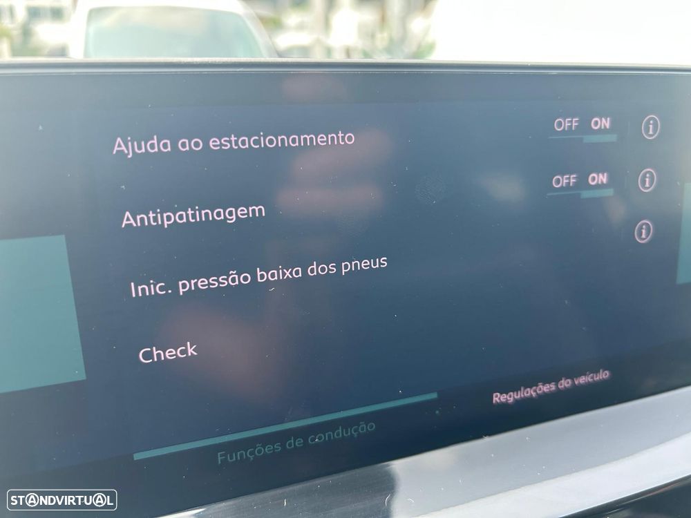 Citroën e-C4 50 kWh Shine - 33