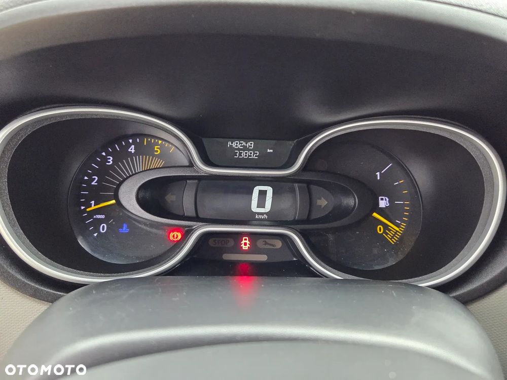 Renault Trafic - 19