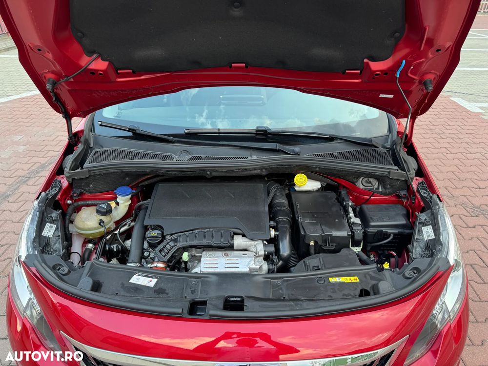 Peugeot 2008 PureTech 110 Stop&Start EAT6 Allure - 37