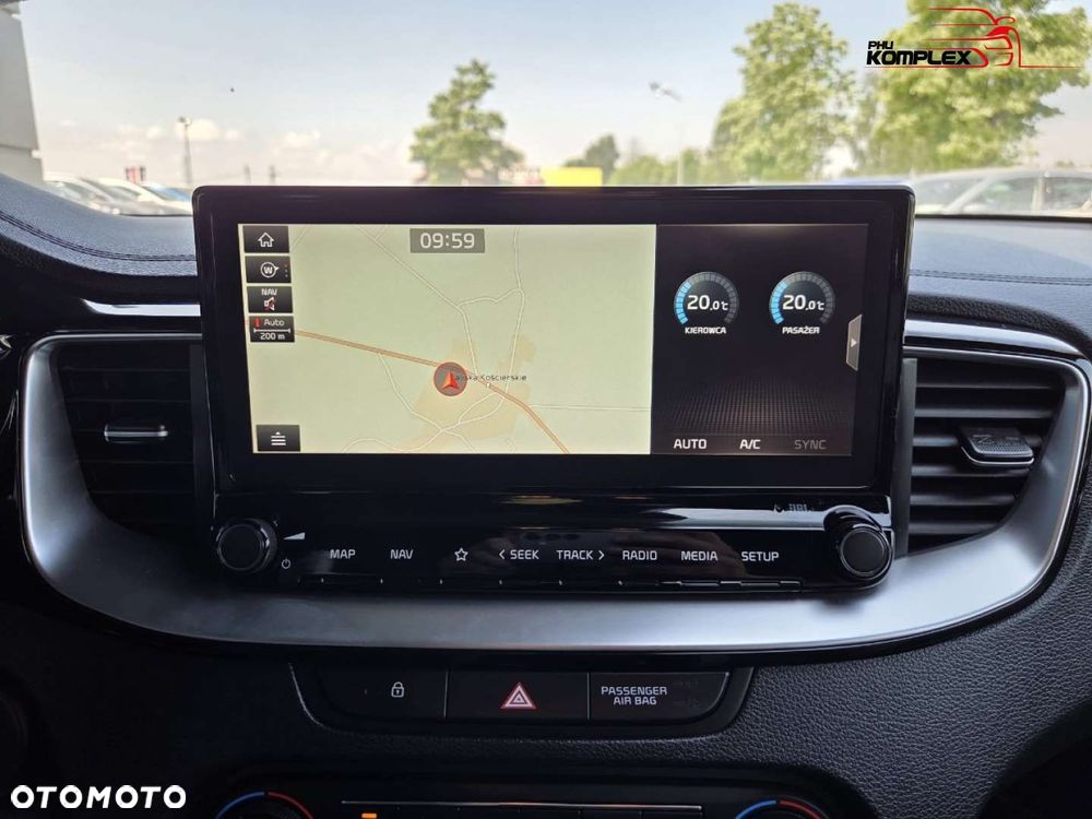 Kia ProCeed - 23