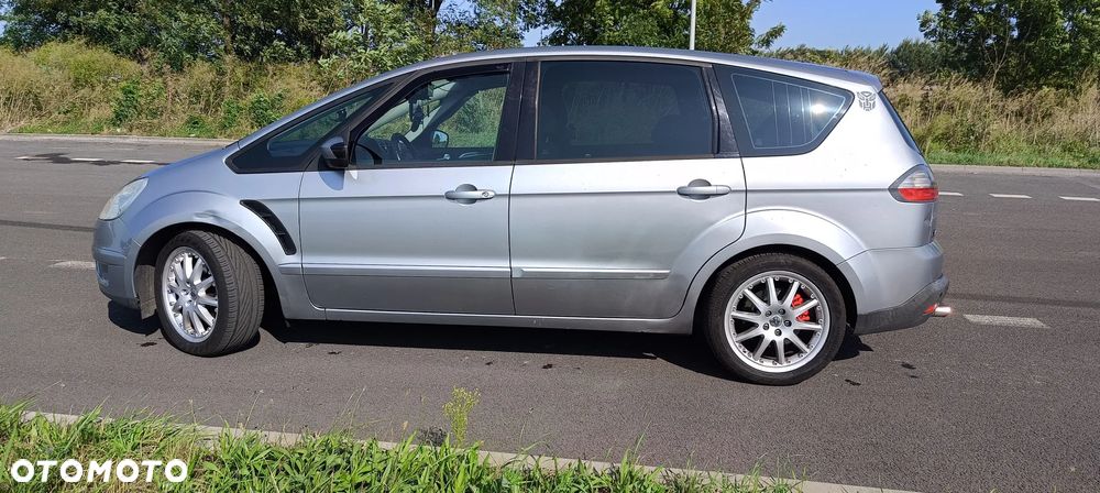 Ford S-Max - 8