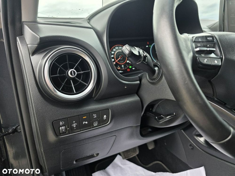 Hyundai Kona - 14