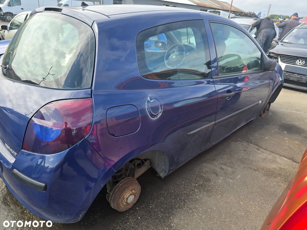 A076 / RENAULT CLIO III / NA CZĘŚCI - 6