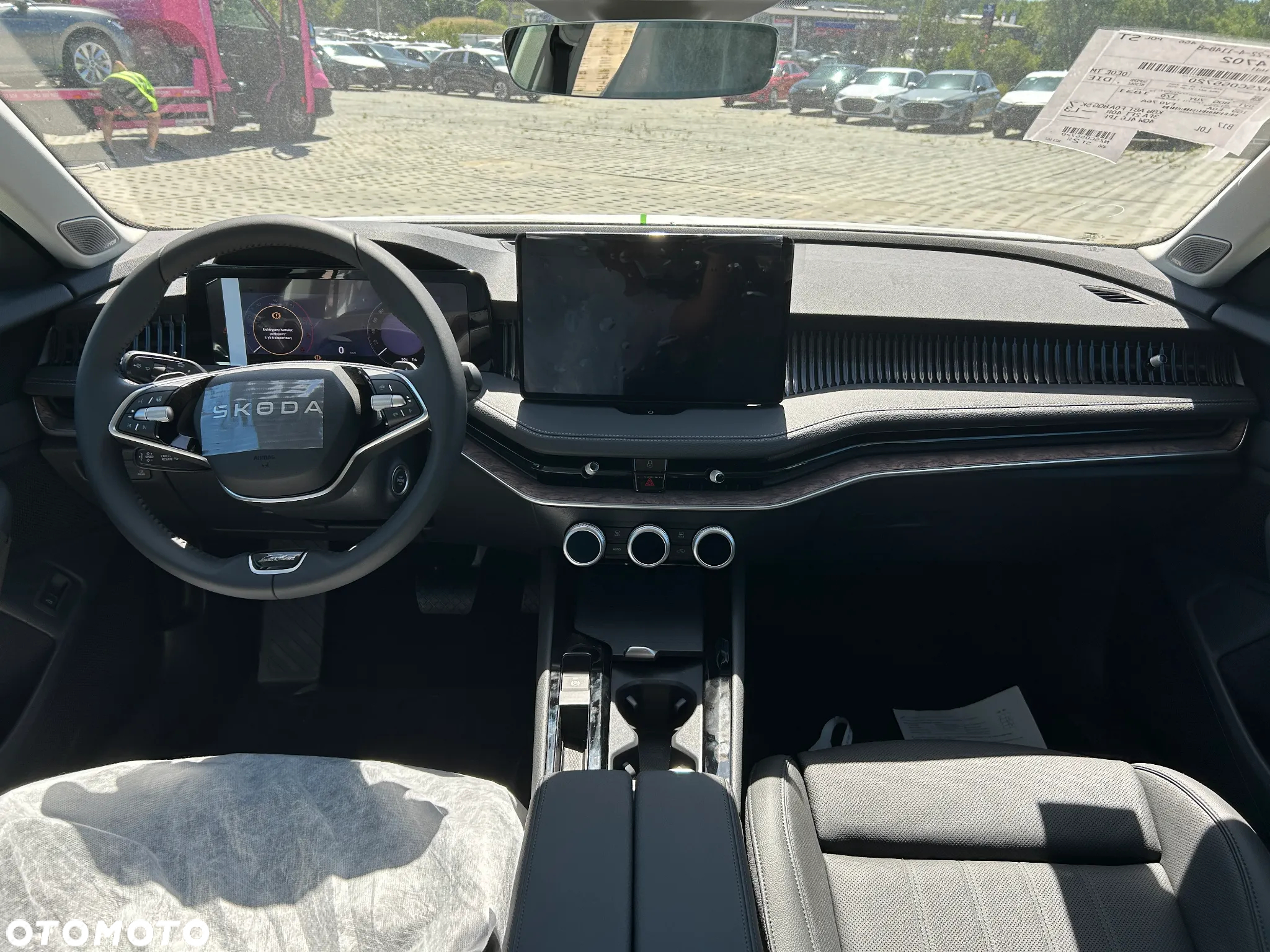 Skoda Superb 1.5 TSI mHEV L&K DSG - 19