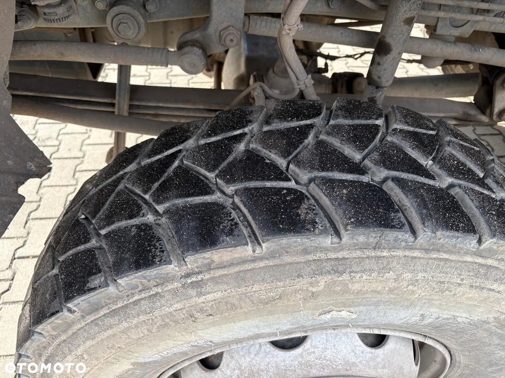 Mercedes-Benz Actros - 21