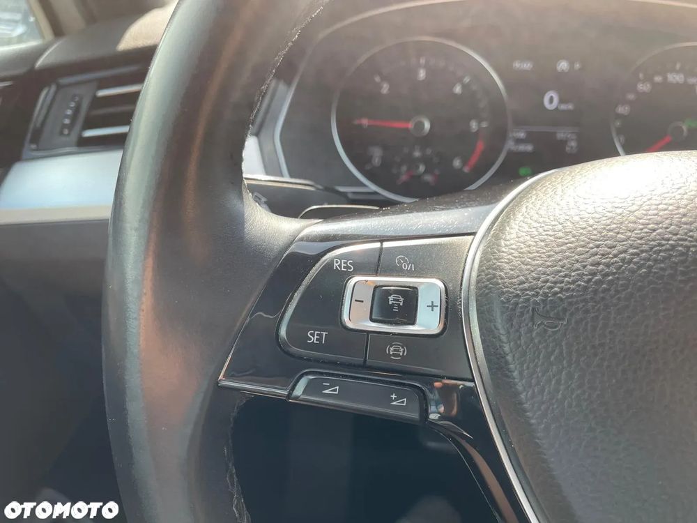 Volkswagen Passat ver-2-0-tdi-bmt-comfortline-dsg7 - 37