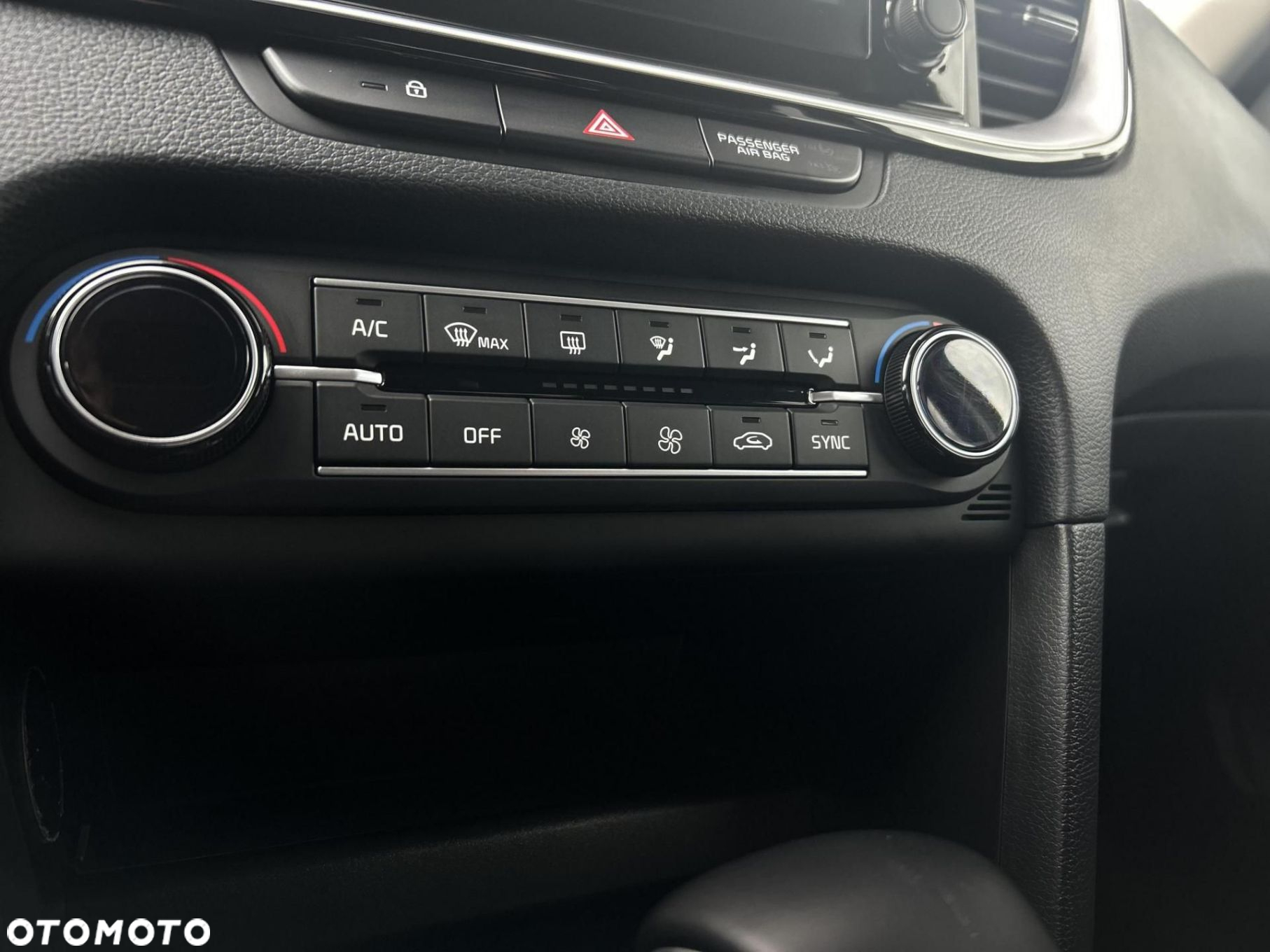 Kia XCeed - 28