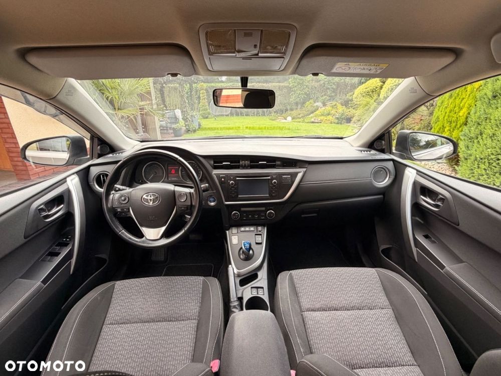 Toyota Auris Hybrid 135 Premium - 16