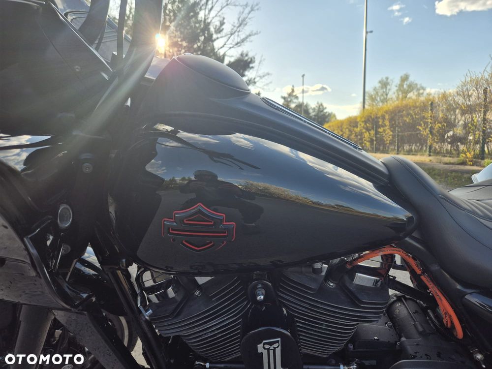 Harley-Davidson Touring Road Glide - 7
