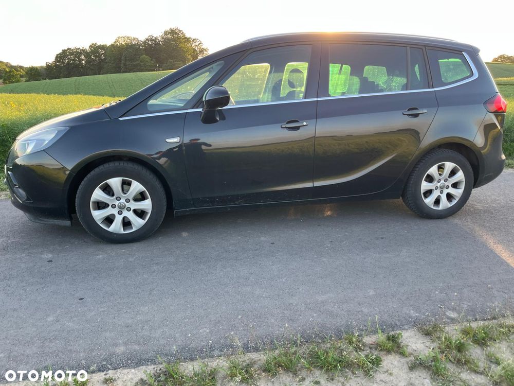 Opel Zafira - 22