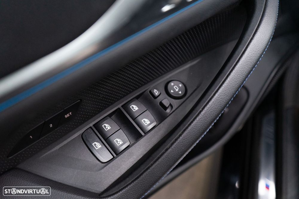 BMW i4 M50 Gran Coupe - 23