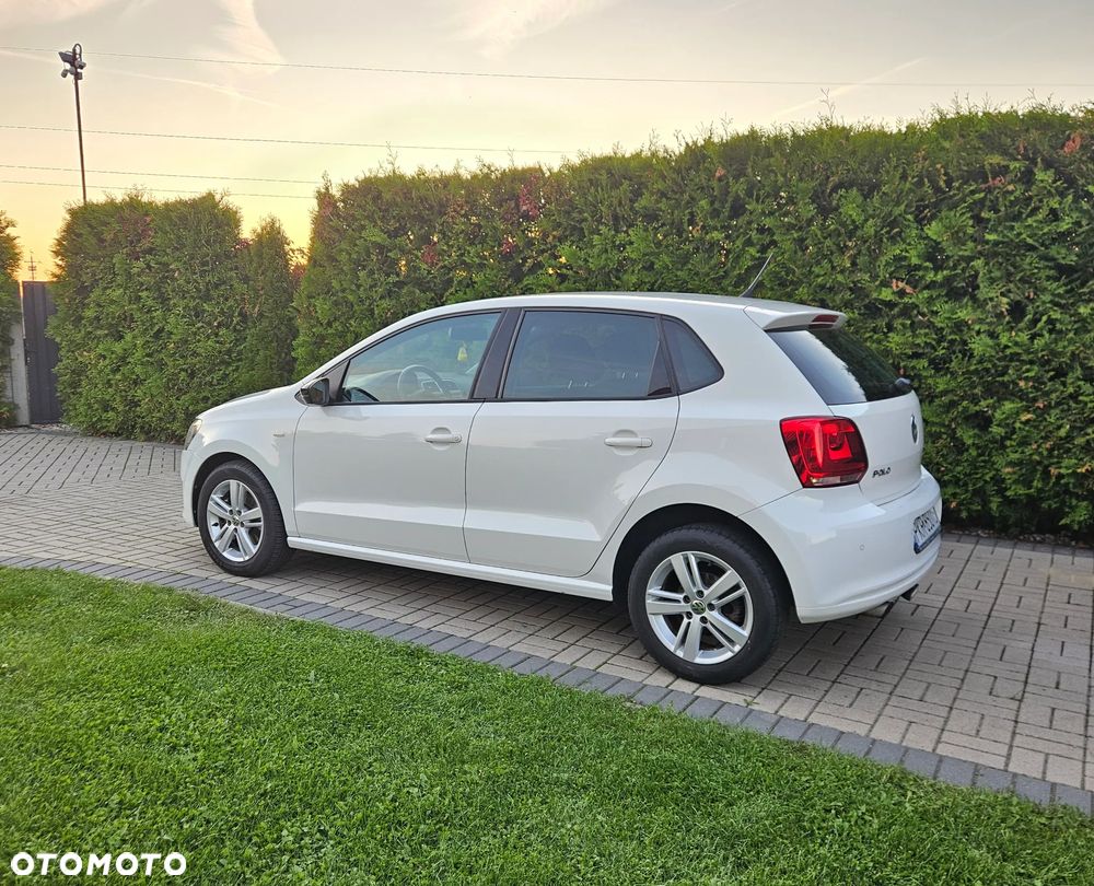 Volkswagen Polo 1.2 TSI MATCH - 6