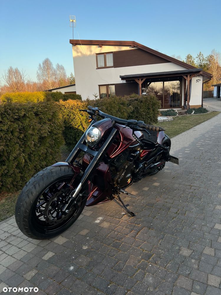 Harley-Davidson V-Rod Night Rod - 3
