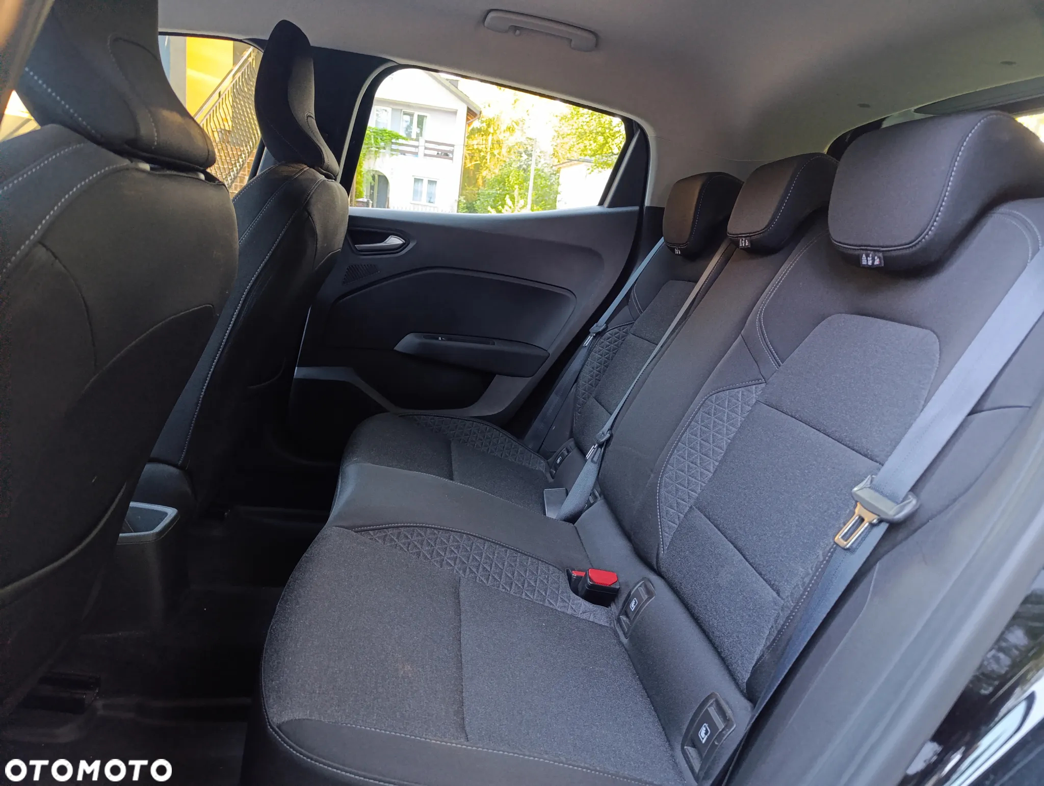Renault Clio 1.0 TCe Zen - 27