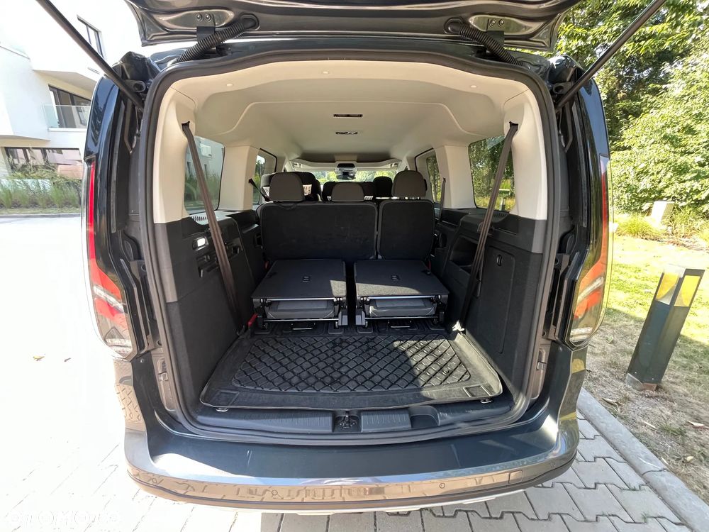 Ford Tourneo Connect Grand 1.5 EcoBoost Active - 16