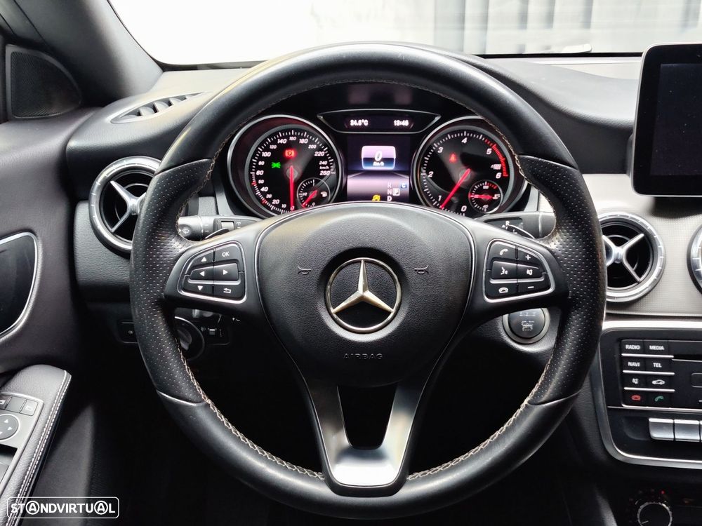 Mercedes-Benz CLA 200 (CDI) d 4Matic 7G-DCT Urban - 13