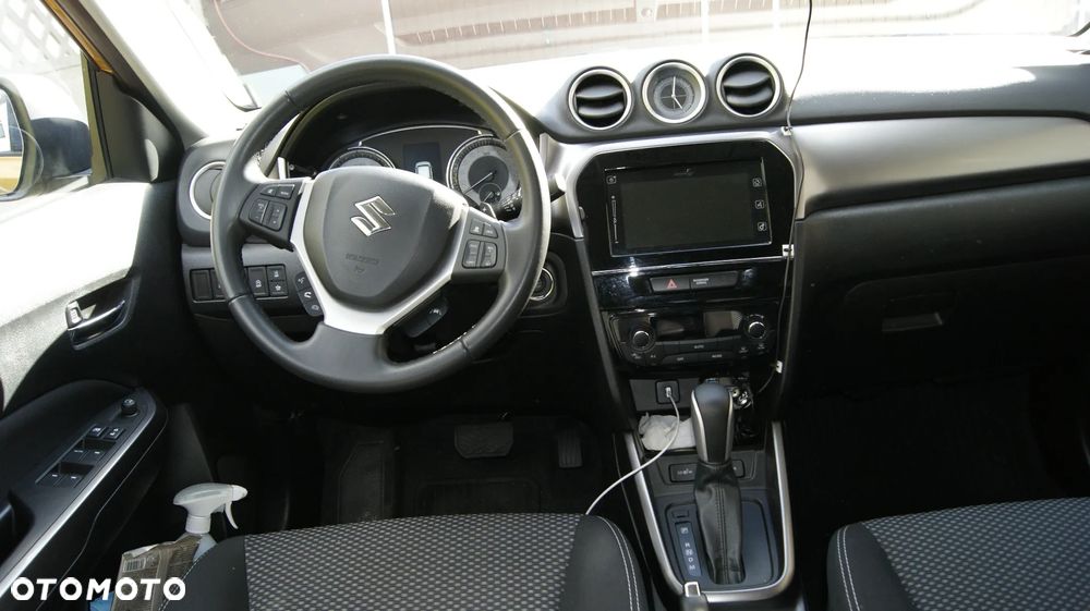 Suzuki Vitara 1.4 Boosterjet SHVS Elegance 2WD - 14