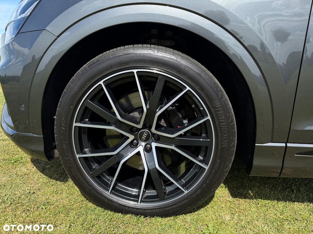 Audi SQ8 - 21