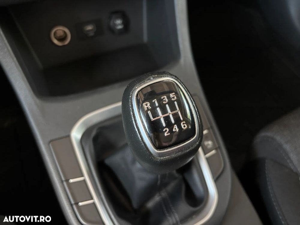 Hyundai i30 1.5 110CP M/T Highway - 22