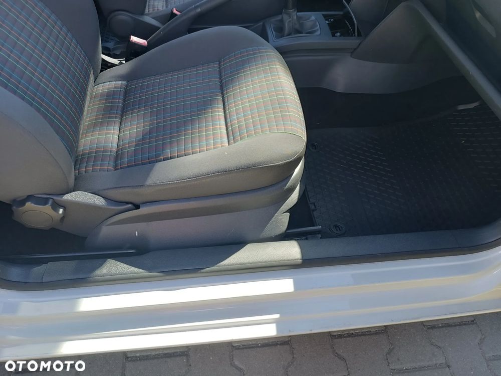 Volkswagen Polo 1.2 Comfortline - 18