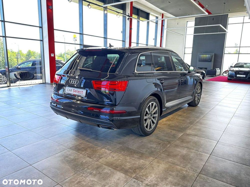 Audi Q7 - 8