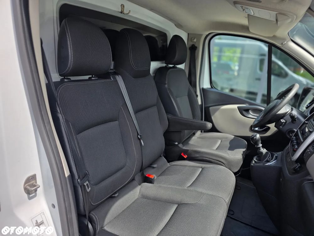 Renault TRAFIC Vivaro WSOKI 1.6dCi Energy L1H2 Pack Clim VAT 1 BEZWYPADKOWY z Polskiego Salonu Serwisowany Zadbany Egzemplarz - 30