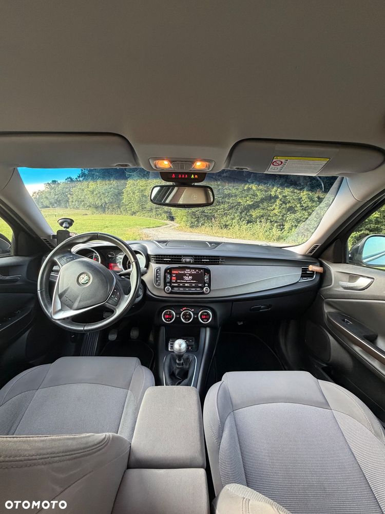 Alfa Romeo Giulietta 2.0 JTDM Exclusive EU6 - 9