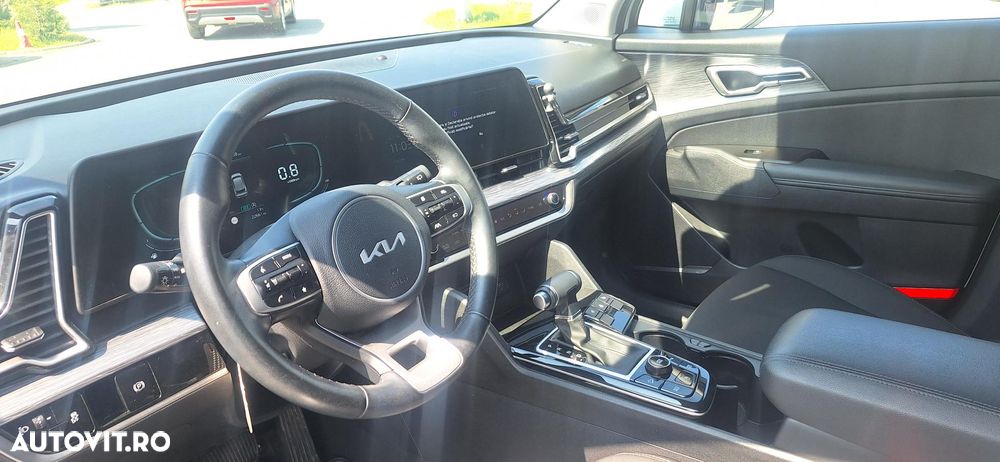 Kia Sportage 1.6 T-GDI 7DCT HP 4x2 MHEV Urban - 10