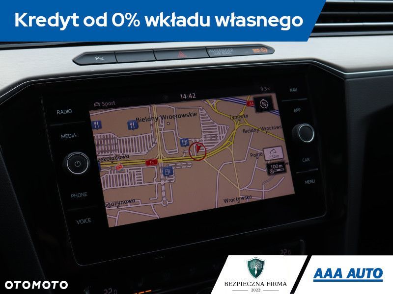 Volkswagen Passat Variant - 13