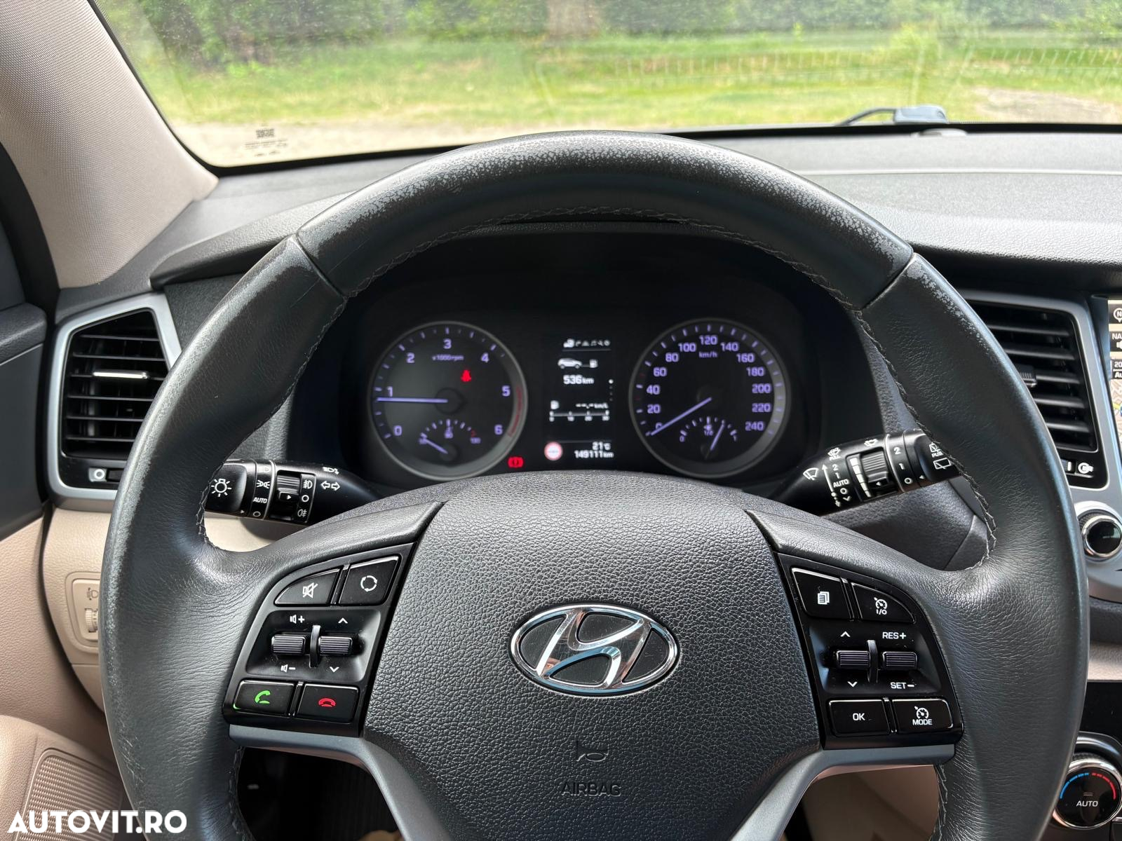 Hyundai Tucson blue 1.7 CRDi 2WD Style - 16