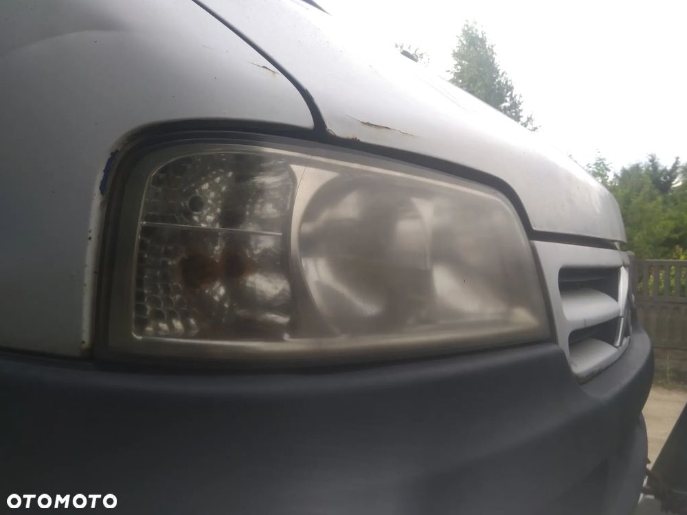 Citroen Jumper lampa prawa przednia