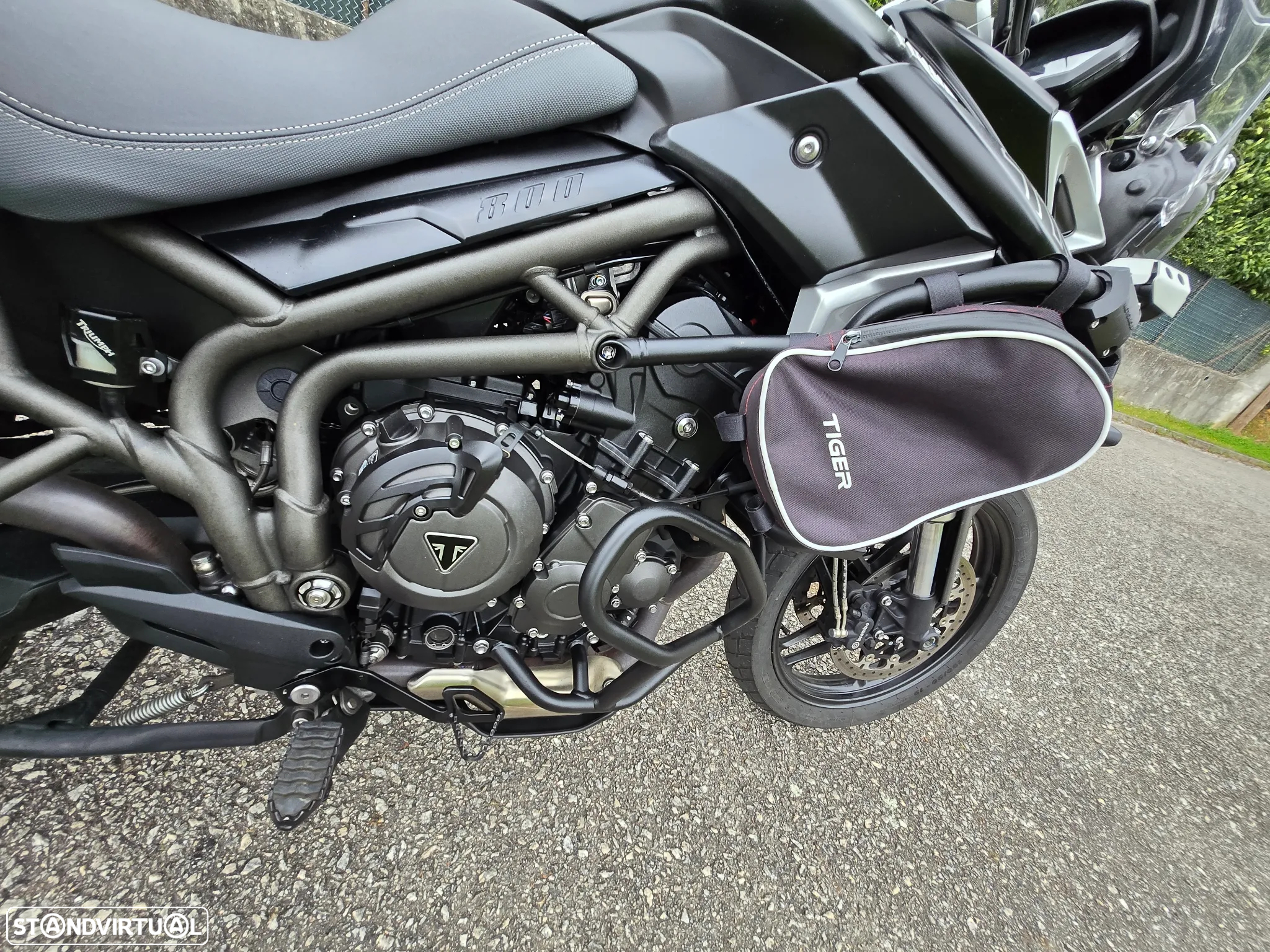 Triumph Tiger - 6