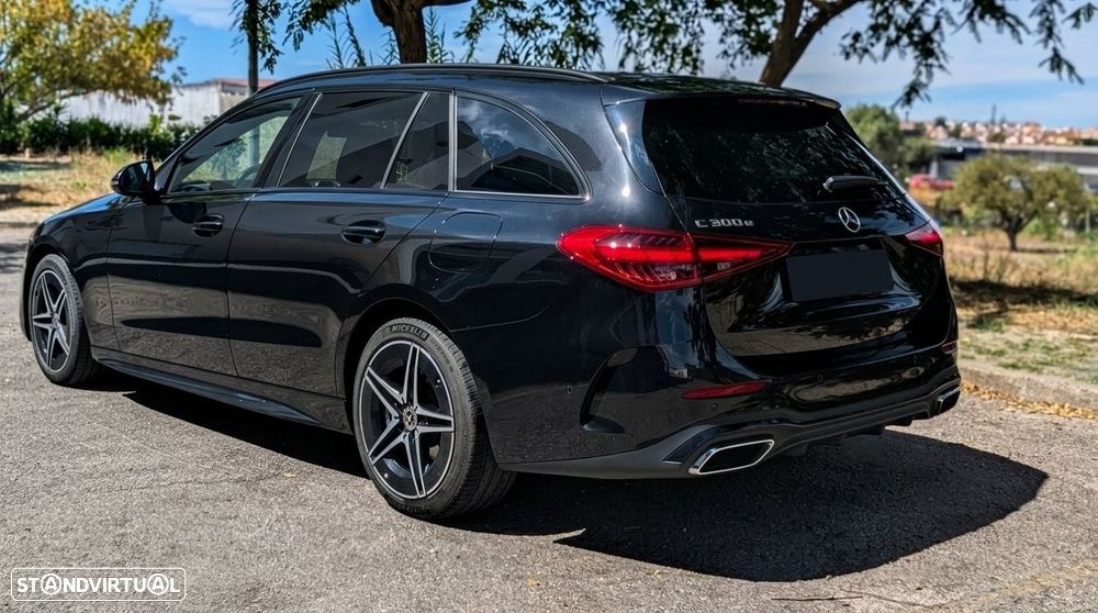 Mercedes-Benz C 300 de AMG Line - 4