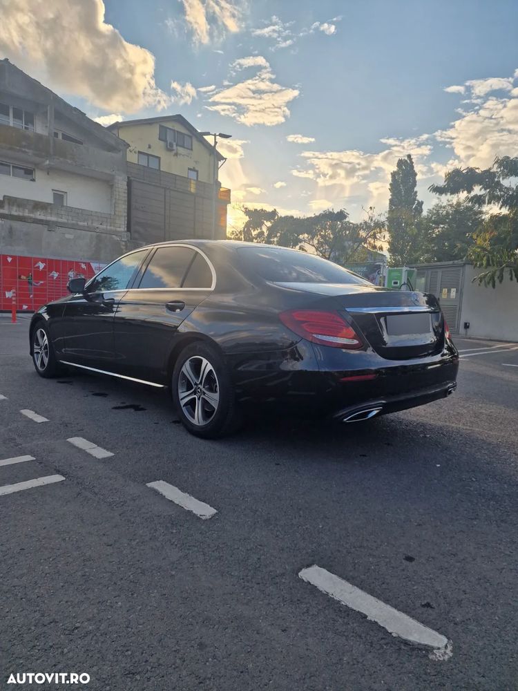 Mercedes-Benz E 220 d T 9G-TRONIC - 4