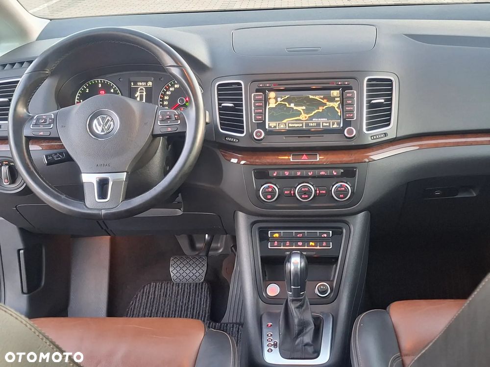 Volkswagen Sharan 2.0 TDI DSG Highline - 9