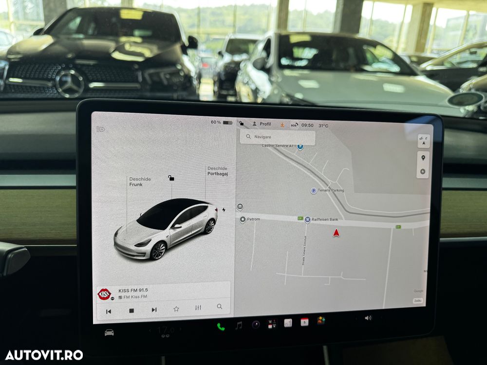 Tesla Model 3 - 24