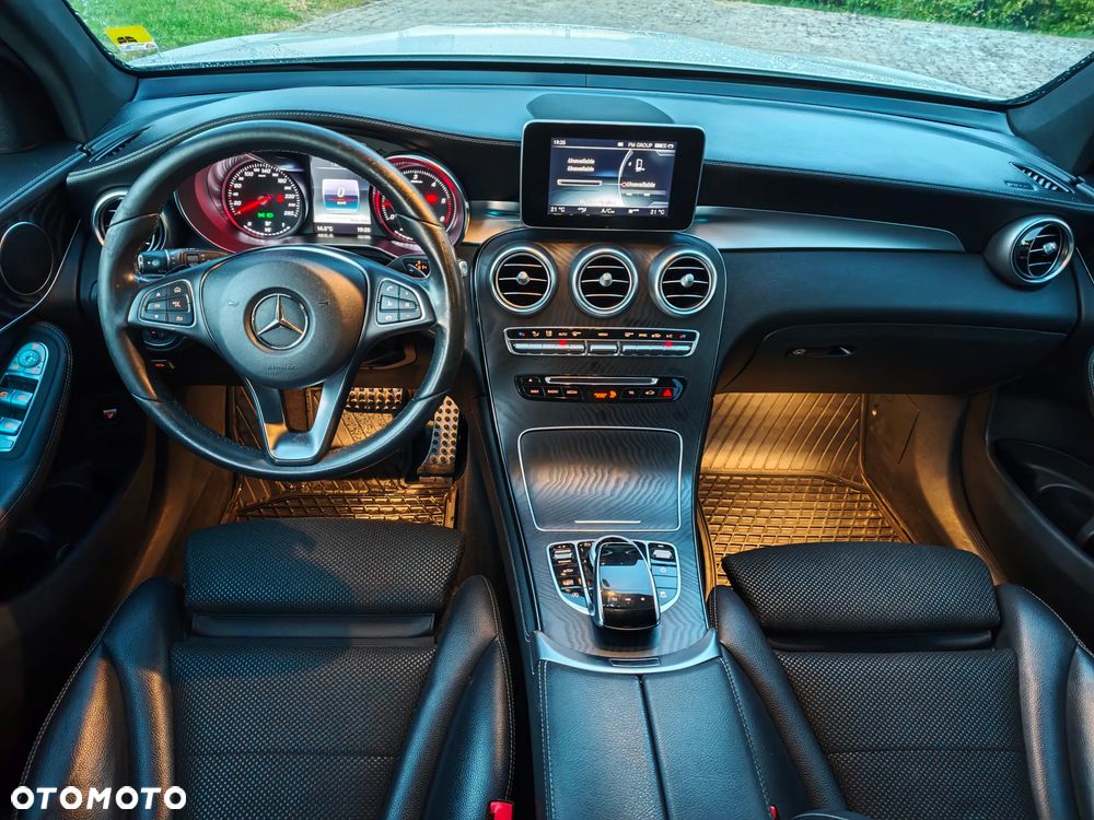 Mercedes-Benz GLC 220 d 4Matic 9G-TRONIC AMG Line - 7