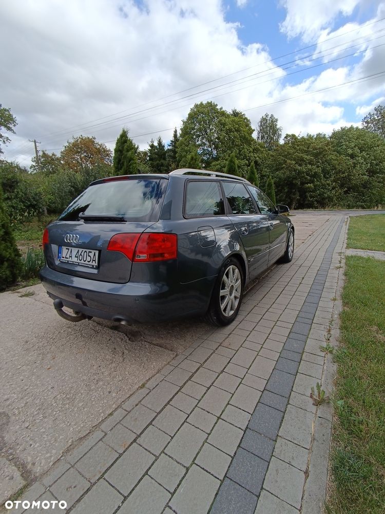 Audi A4 Avant - 4
