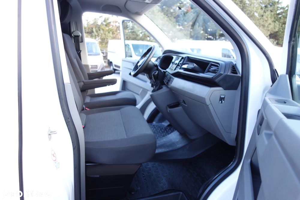 Volkswagen Transporter  T6 Automat 2.0 TDI 150 KM  L1H1 Klima Webasto - 21