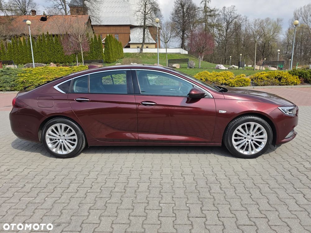 Opel Insignia 1.5 T Exclusive S&S Eco - 9