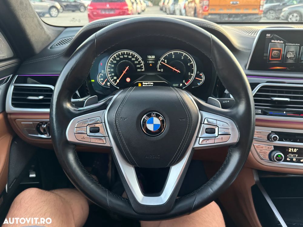 BMW Seria 7 750Ld xDrive - 39