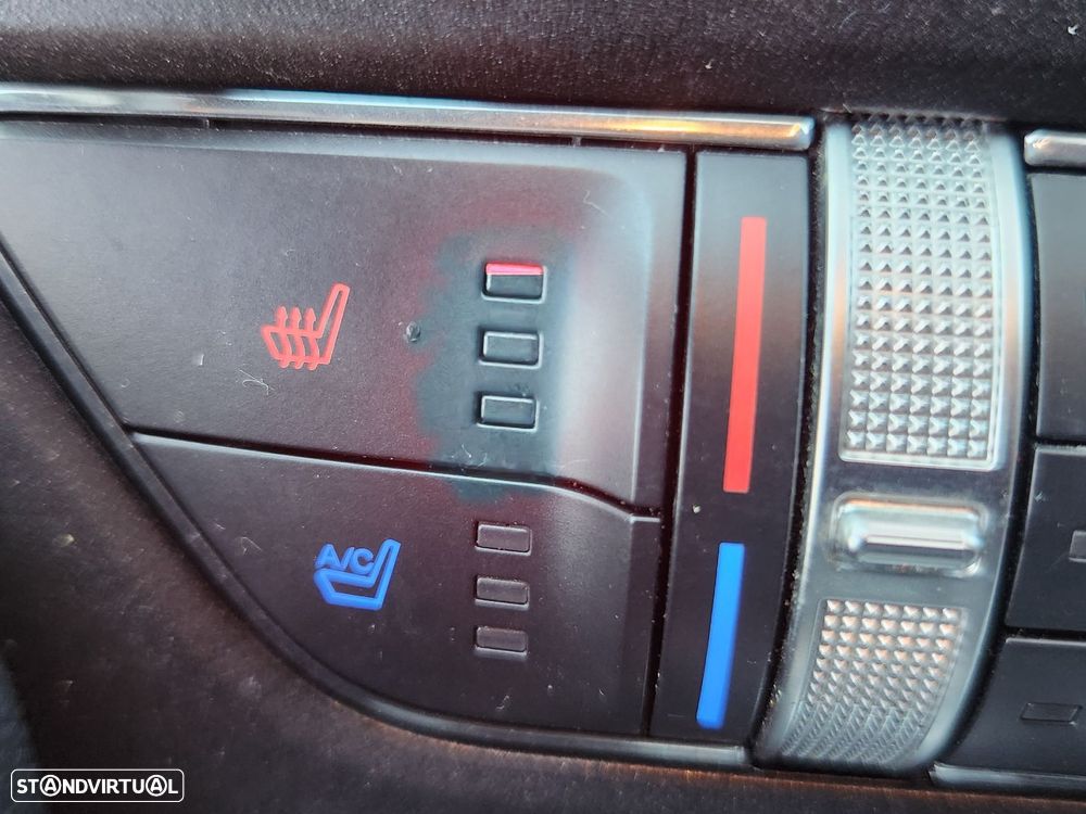 Ford Mustang 2.3i EcoBoost Aut. - 46