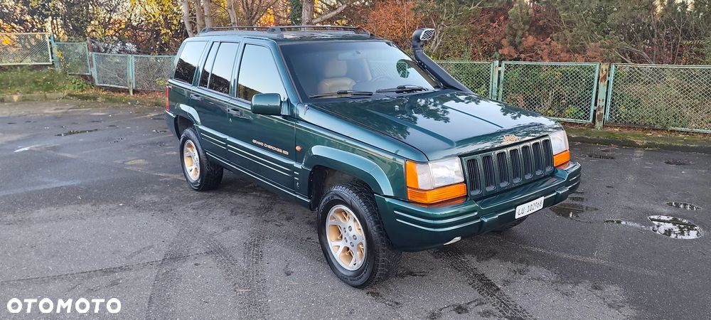 Jeep Grand Cherokee - 11