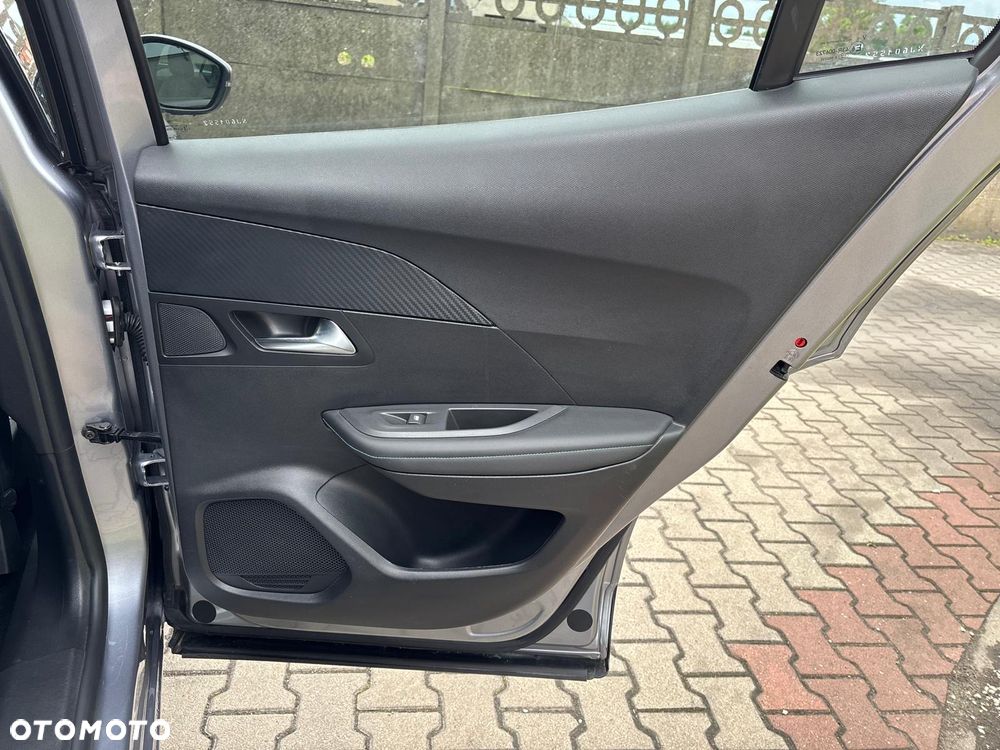 Peugeot 2008 1.5 BlueHDi Allure Pack S&S EAT8 - 18