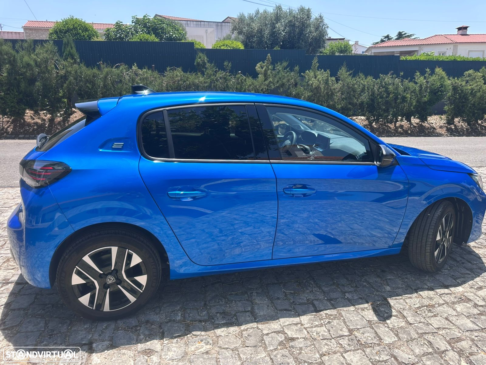 Peugeot e-208 50 kWh Allure - 3