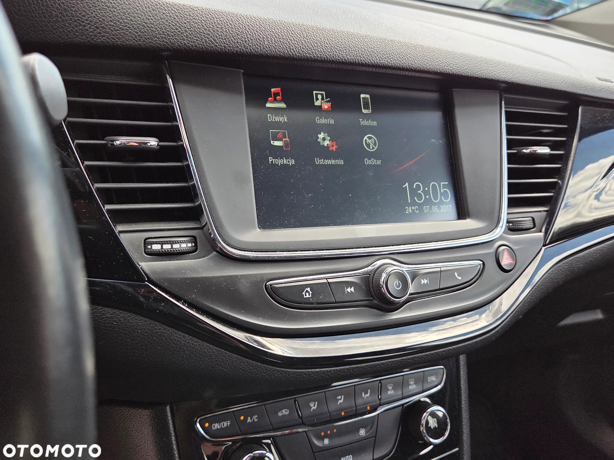 Opel Astra V 1.6 CDTI Dynamic - 9